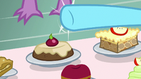 Mrs. Cake smacks Spike's hands away S9E23