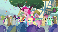 Pinkie Pie sings "fill my heart up with sunshine" S2E18