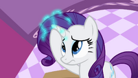 Rarity putting out her magic S4E01