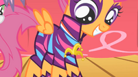 And Scootaloo's medal.