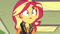 Sunset Shimmer notices Trixie in the hall EGFF