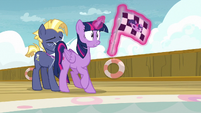 Twilight Sparkle backs up into Star Tracker S7E22