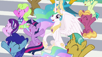 Twilight and Celestia shout "ship!" S9E15