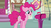 Pinkie walking towards the mailbox S3E07