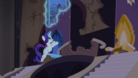 Rarity levitating tapestry S4E03