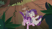 Starlight and Rarity sliding down the cliff S8E13