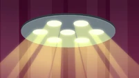 Sunshine shining through a large drain prop S7E8.png (715 KB)