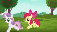 Sweetie Belle and Apple Bloom gallop to racing area S6E14