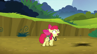 Apple Bloom ''Qué debo hacer'' Un Descanso Agotador