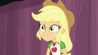 Applejack looking very confused CYOE8c