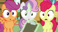 Cutie Mark Crusaders surprised by Kettle Corn's painting S7E21