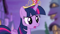 Twilight 'why are you all looking at me like that?' S4E2