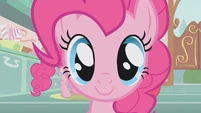 Close up of Pinkie Pie S1E12
