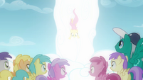 Filly Fluttershy falling down S2E22