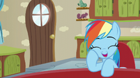 Rainbow chuckles with amusement S6E11