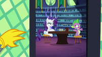 Spike rolling the dice S9E19
