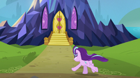 Starlight Glimmer galloping to the Castle of Friendship S6E25