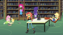 Sunset Shimmer pacing back and forth EG3