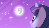 Twilight looks up at the moon S1E01