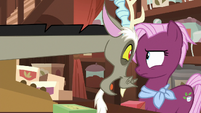 Discord "what does it sing?" S7E12