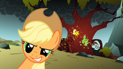 S01E07 Uśmiechnięta Applejack.png