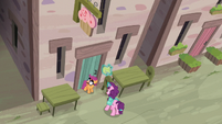 Scootaloo and Sugar Belle arrive at the bakery S7E8
