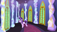 Starlight approaching a different castle door S6E1