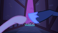 Pinkie Pie and Luna about to reconcile S2E04