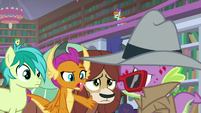 Smolder asks Spike to stop shouting S8E11