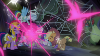 Twilight and friends teleport out of spider web S5E21