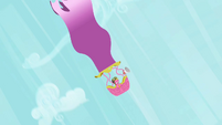 Cherry Berry plummeting in a hot air balloon S2E08