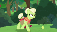 Granny -what in tarnation are you doin'- S7E13