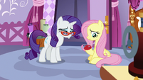 Rarity pouts; Fluttershy feels sorry for her S9E19