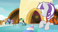 Shining Armor looking sick at the starting line S7E22