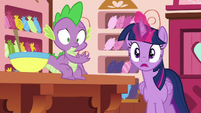 Spike realizes his hand is empty S6E22