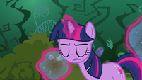 Twilight levitating bubbles S3E05