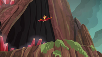 Garble flies into the flame-cano S6E5