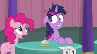 Pinkie Pie returns to the table S9E16