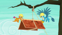 Smolder and Gallus raise the roof a little S8E9