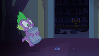 Spike scared of falling rocks S4E03