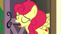 Strawberry Sunrise sarcastic "oh, I'm sorry" S7E9