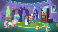 Main cast sees wall crashed by Pinkie S5E19