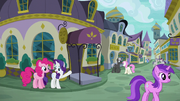 Rarity shows Pinkie Pie to Restaurant Row S6E12