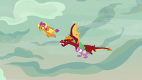 Smolder, Garble, and Spike fly in the sky S9E9