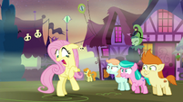 Fluttershy screaming at foals S5E21