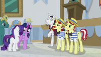 Neighsay -albeit an unaccredited one- S8E16