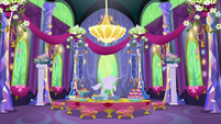 New Friendship Rainbow Kingdom castle dining room S5E3