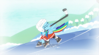 Rainbow hits hockey puck S5E5