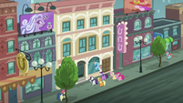 Rarity and friends look at the boutique 'Rarity for You' S6E9