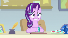 Starlight awkwardly listening to Silverstream S9E11